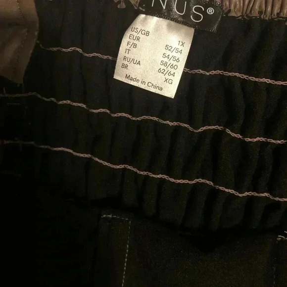 FAUX Leather Corset Top size 1X - Picture 14 of 15